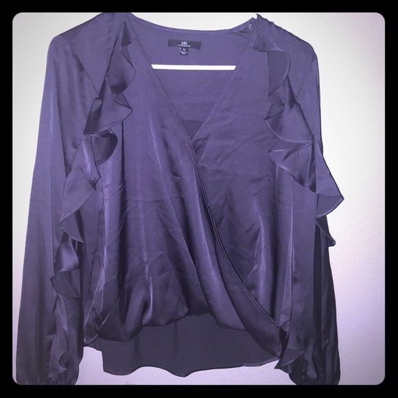 Tops - NWT size M pewter color women’s top